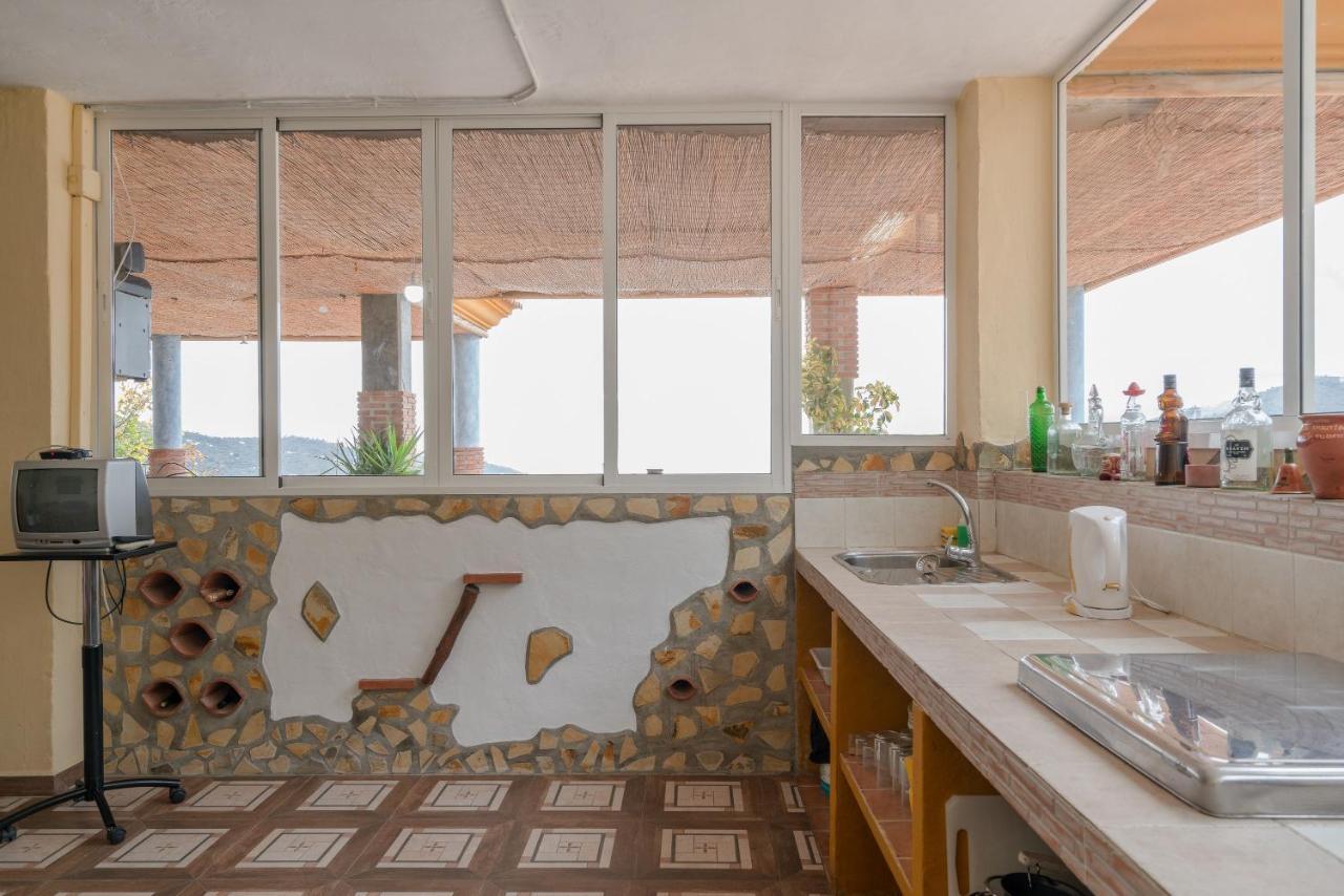 Cortijo La Encina Villa Sayalonga Eksteriør billede